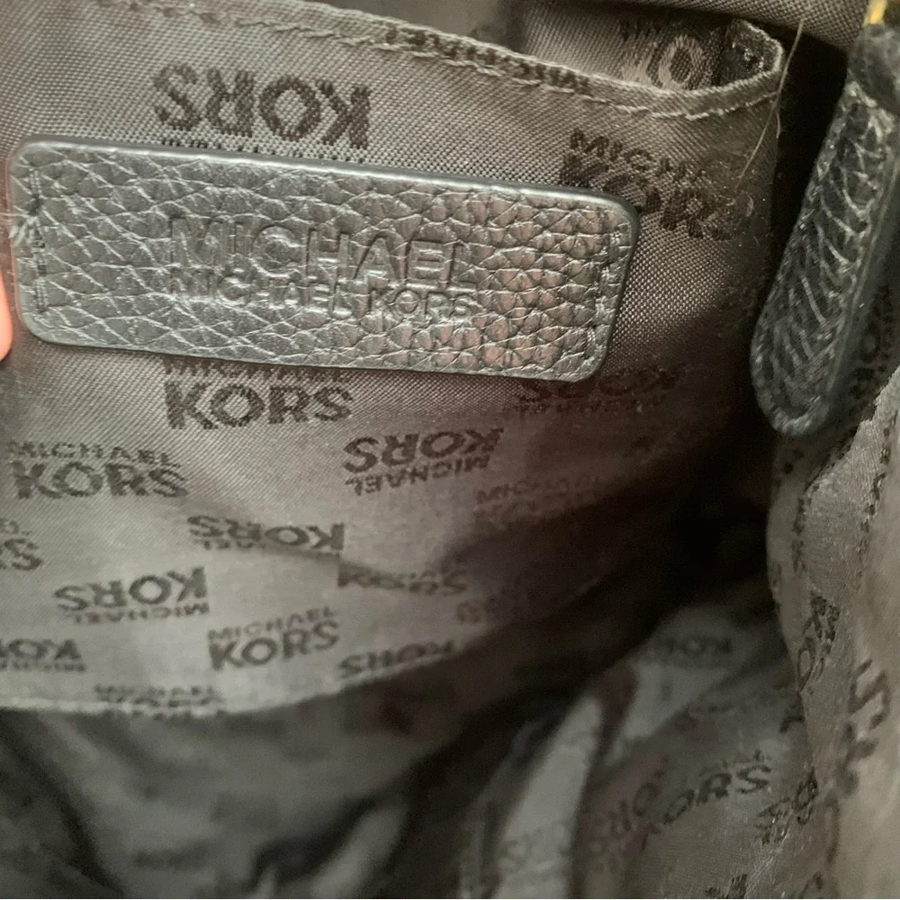 Michael Kors Large Pebble Leather Color Block Shoulder Bag in Black/Tan